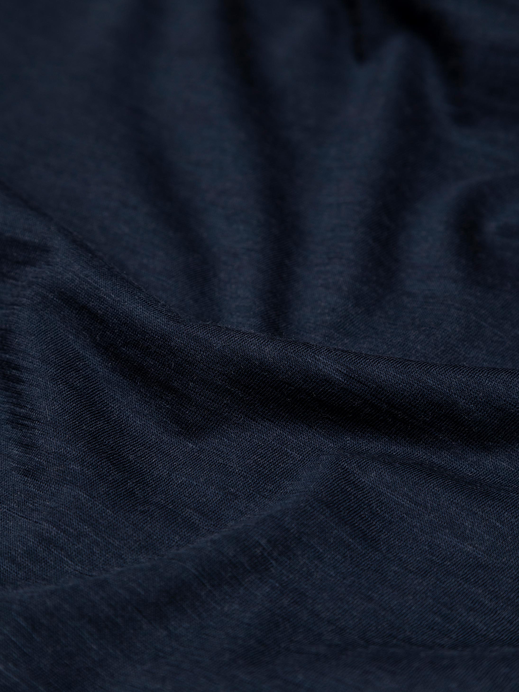 Men Merino Long Sleeve Baselayer in Navy - Seeker