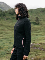 Women Recycled Wool 1/4 Zip Fleece in Raven Black - Hegen