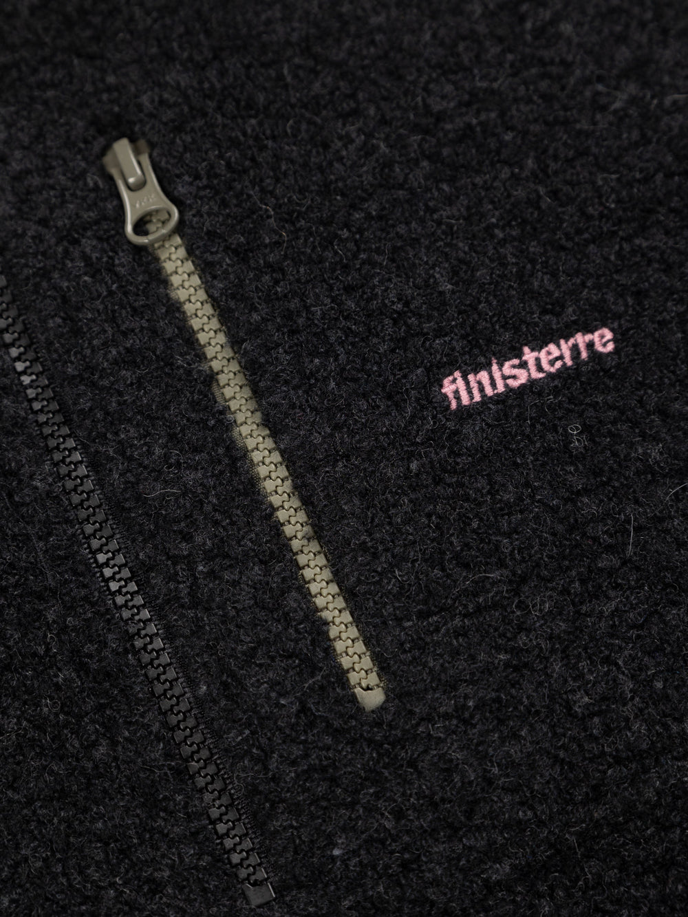 Women Recycled Wool 1/4 Zip Fleece in Raven Black - Hegen