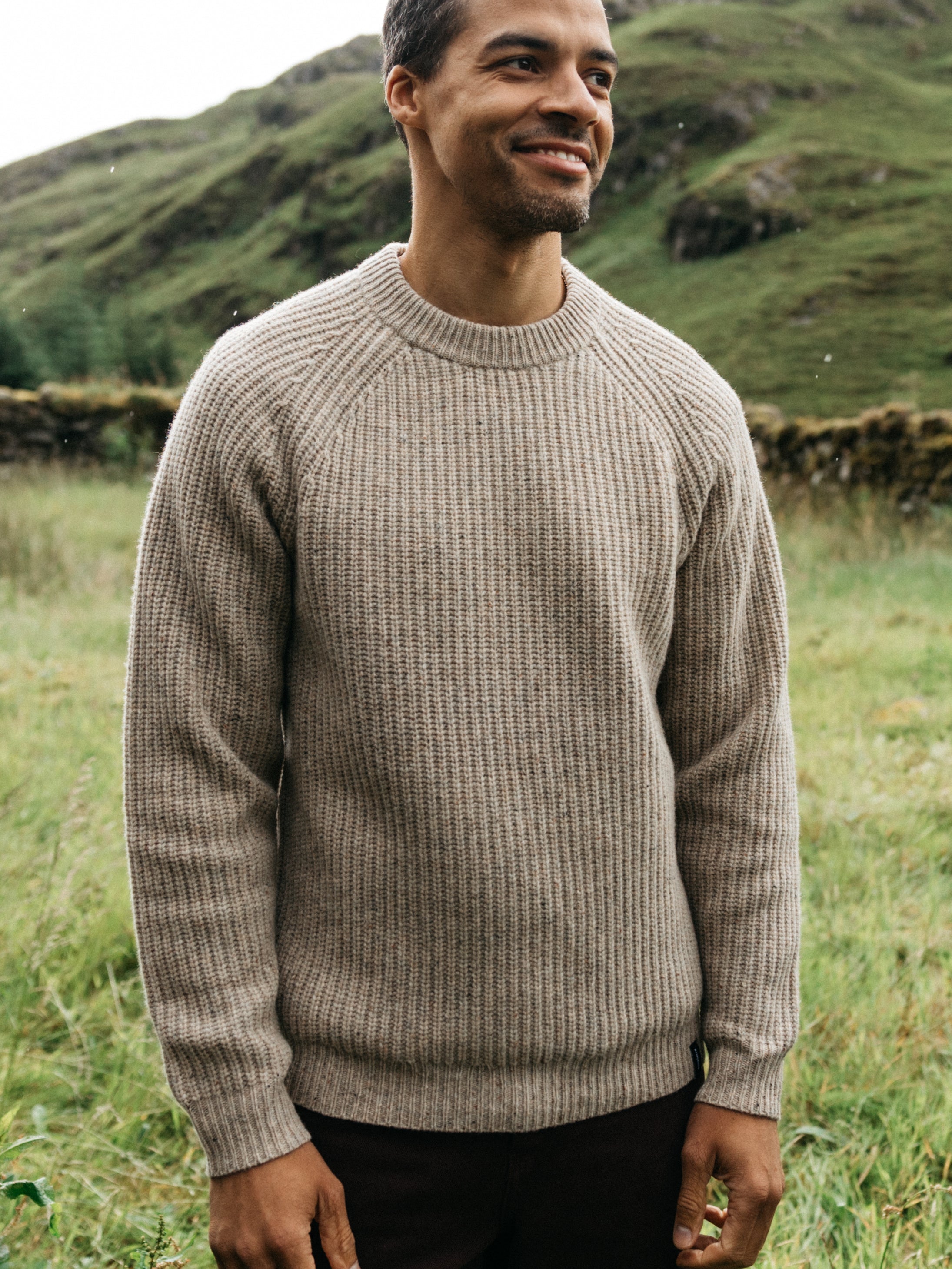 Men Wool Knit Jumper in Oatmeal - Mora