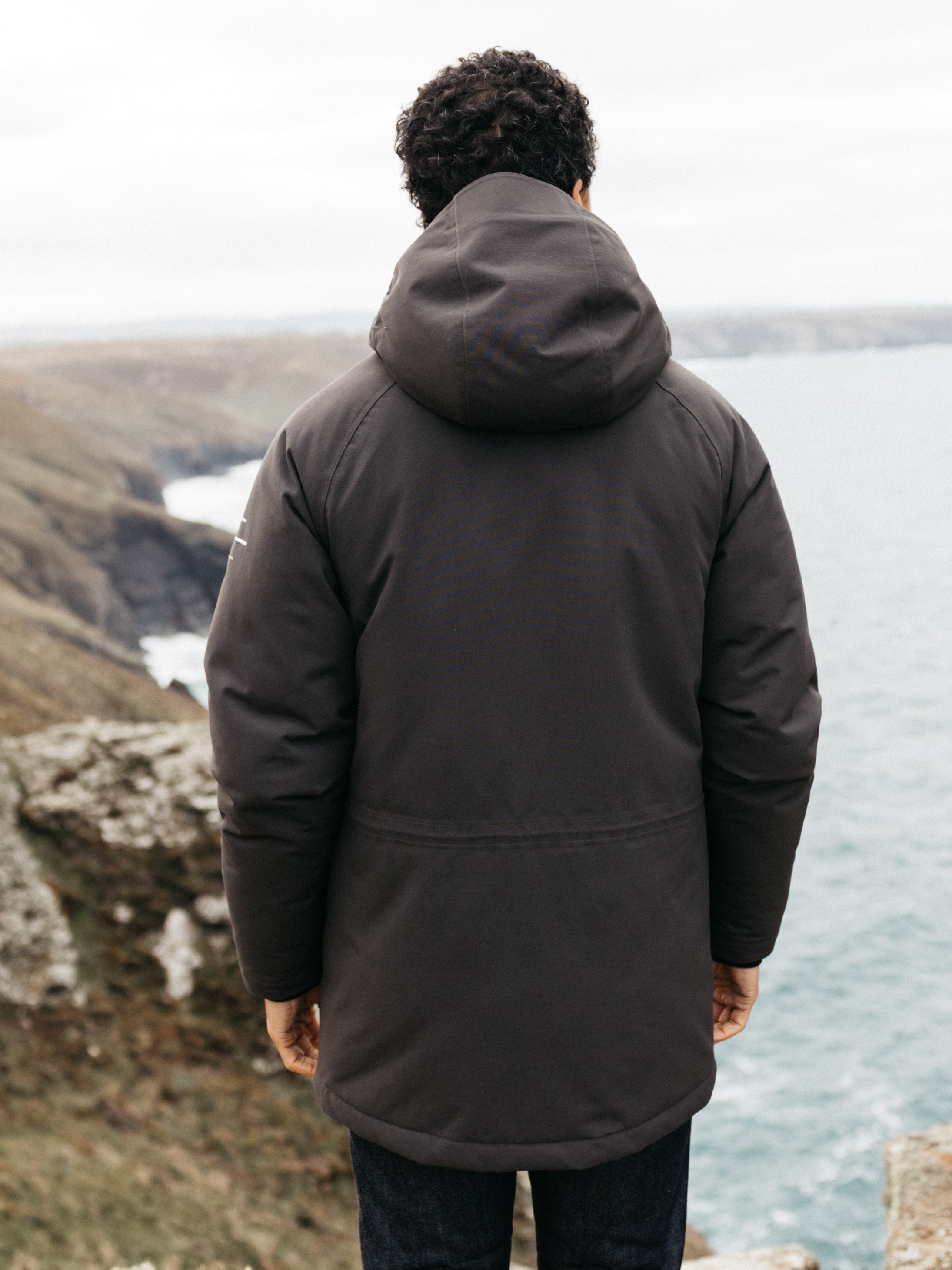 Men Parka Jacket in Raven - Vellus - Finisterre