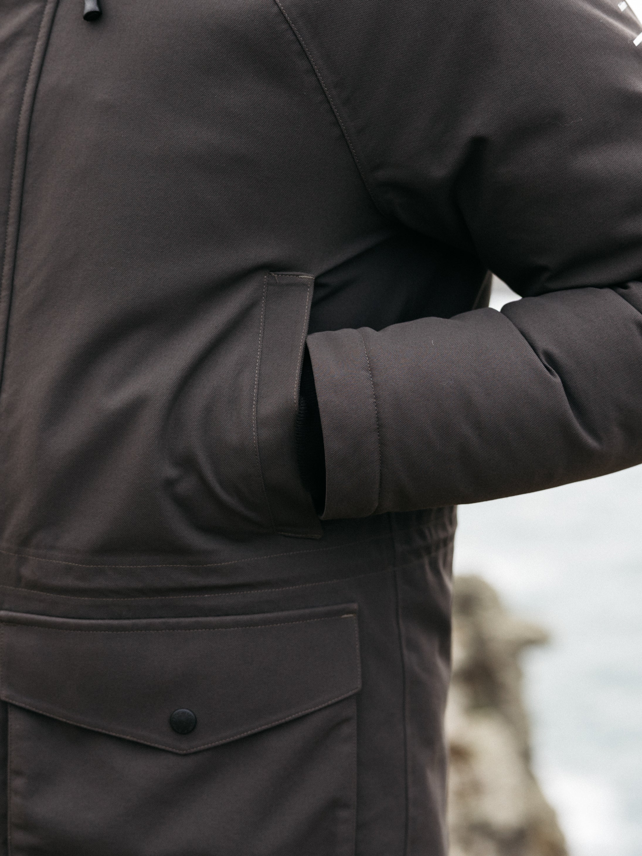 Men Parka Jacket in Raven - Vellus - Finisterre