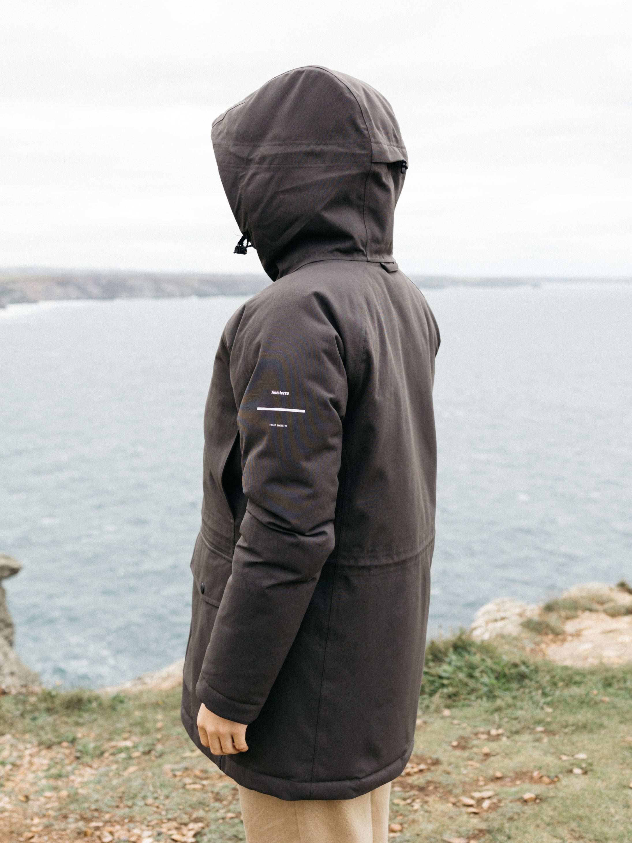Women Parka Jacket in Raven - Vellus