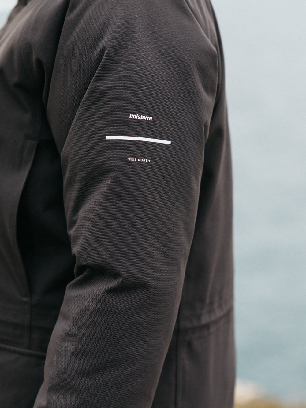 Women Parka Jacket in Raven - Vellus